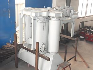 The clinker bulk loader is a device that automatically transports clinker from the warehouse to clinker bulk trucks and ships.