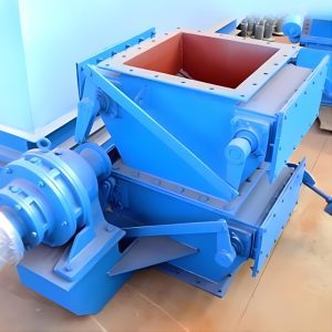 目立つメタルボックスとダブルデッカー・フラップ・ゲートバルブを備えたブルーの工業用機械で、堅牢な性能を発揮するよう設計されている。