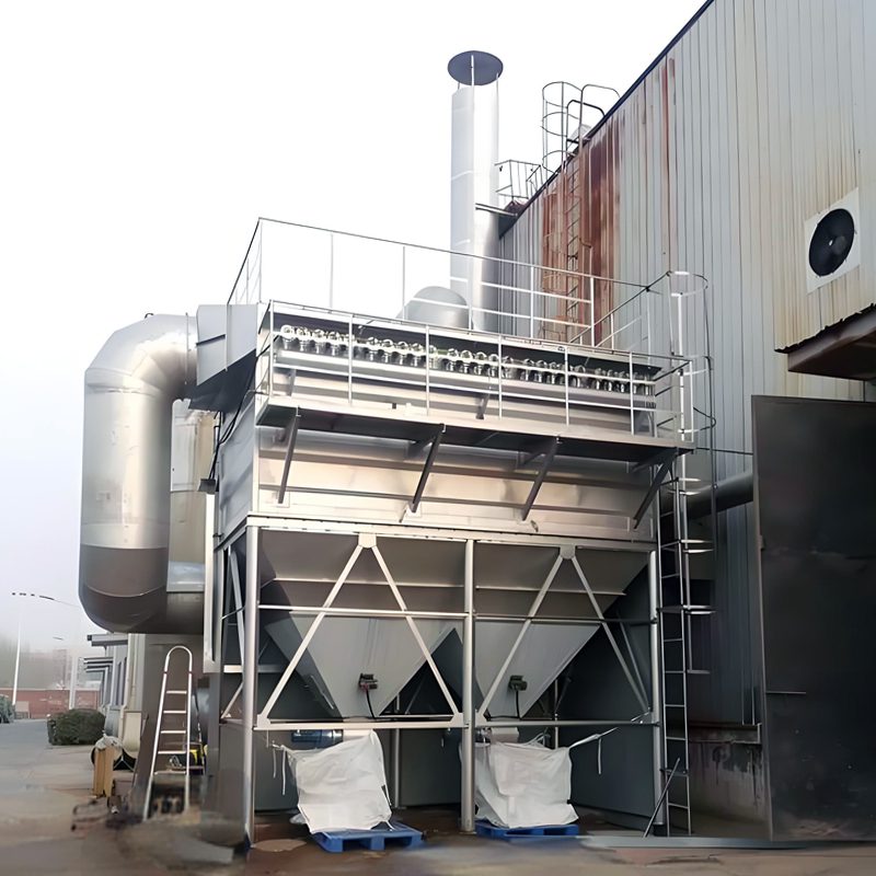 O coletor de pó de aço inoxidável é colocado numa área aberta, removendo eficazmente as partículas de pó do ar para garantir um espaço de trabalho mais limpo.