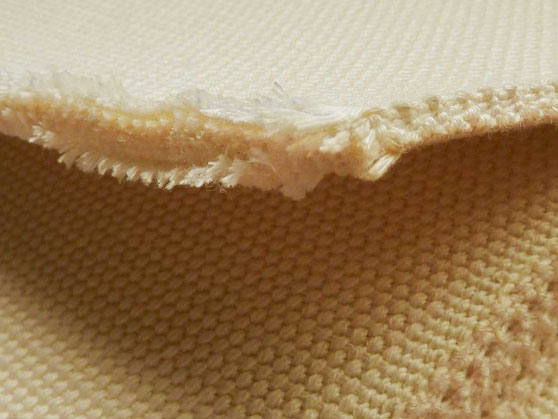 Aramid Air Slide Fabric is mainly used as a supporting product for air chutes and storage hoppers to transport dry powder materials.