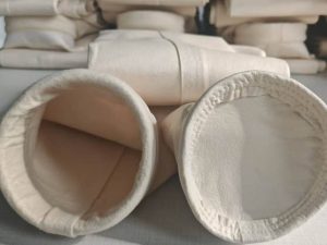 Фильтровальные мешки из PPS-волокна - промышленное решение для фильтрации, устойчивое к высоким температурам (190°C), для угольных заводов и сжигания отходов.